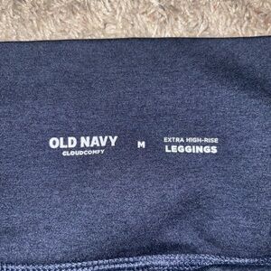 Old Navy Extra High-Rise Leggings